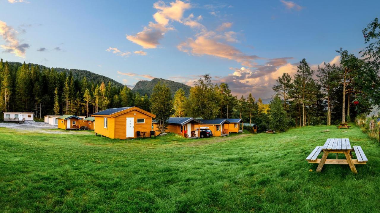 Korsbakken Camping Isfjorden Exterior photo